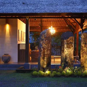 Kayu Villa